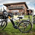 Berghaus Tirol Kitzbühel